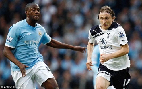 Luka Modric nắn gân Man City trước thềm đại chiến