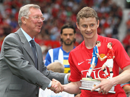 Solskjaer kế nhiệm Sir Alex: Tại sao không?