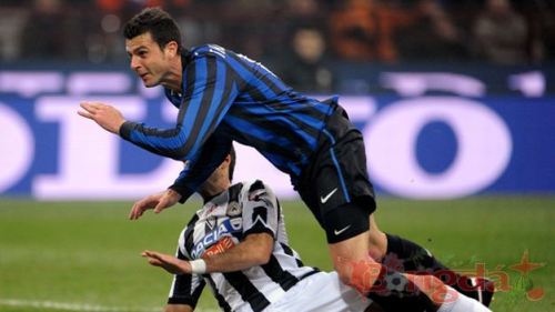 Inter mua đứt Obi, còn Motta?