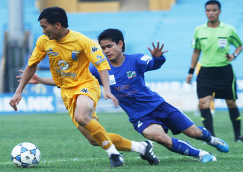 Hồng Tiến chỉ xin lỗi các cổ động viên chân chính