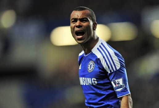 Ashley Cole loại Terry, Lampard và Drogba khỏi đội hình ưa thích