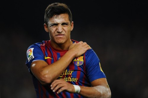 Mất Sanchez - Iniesta, Pep đau đầu vì lực lượng