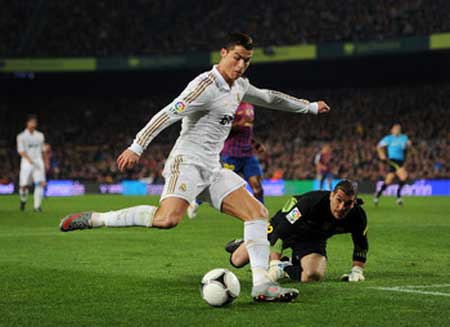 Real Madrid: Xứng danh “hoàng gia”