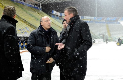 Trận đấu giữa Parma và Juve bị hoãn vì tuyết