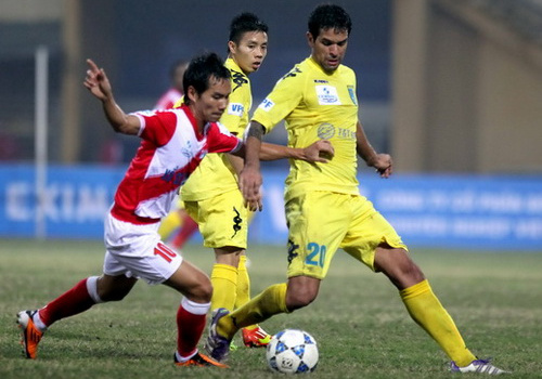 Video Super League: Hà Nội T&T thắng kịch tính trước K.Kiên Giang