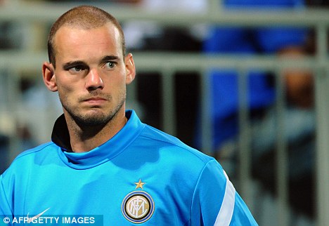 Sneijder trách khéo Sir Alex