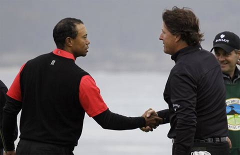 Phil Mickelson đăng quang ở Pebble Beach Pro-Am