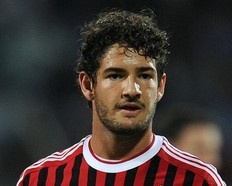 Video: Màn trình diễn của Alexandre Pato vs Arsenal