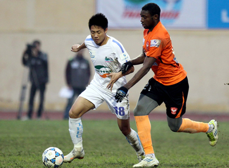 “Đại gia” đồng loạt hồi sinh, Vicem Hải Phòng lần đầu chiến thắng