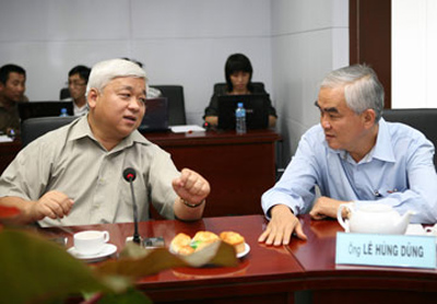 Bầu Đức lên tiếng vụ bản quyền: VPF ký hợp đồng ghi nhớ 76 tỷ với VTV