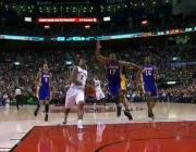 Video NBA: Một mình Johnson chấp nguyên đội Lakers