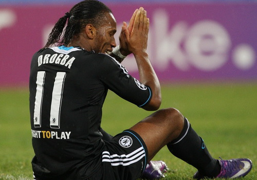 Quân bất phục, AVB nên ra đi!