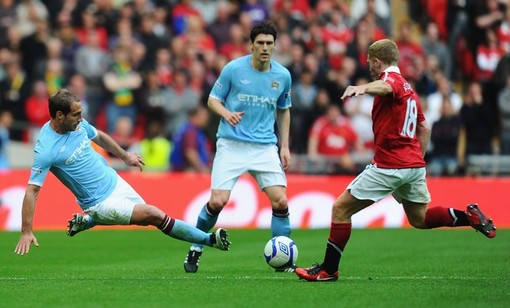 Man City muốn giành cú đúp