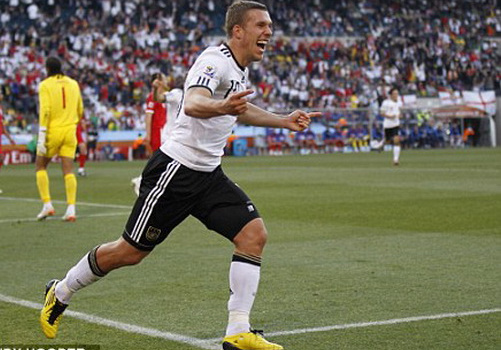 Arsene Wenger muốn vực dậy Arsenal bằng cặp “sao” Bundesliga