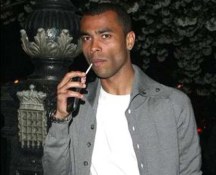 Ashley Cole cho xã hội đen thuê nhà