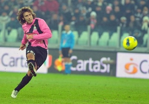 Milan để Pirlo tới Juventus là sai lầm