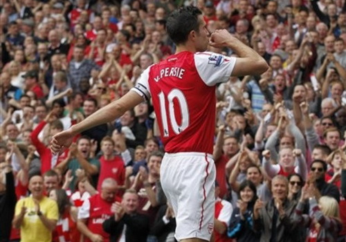 Siêu van Persie nhiều khả năng nghỉ trận chiến với tuyển Anh