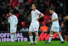 Video giao hữu: Anh 2 -3 Hà Lan: Robben lập công đầu