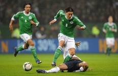 Video: Màn trình diễn của Mesut Oezil (Đức) vs Pháp