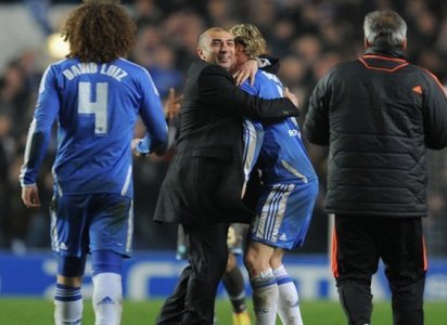 Sao Chelsea được Abramovich thưởng nóng