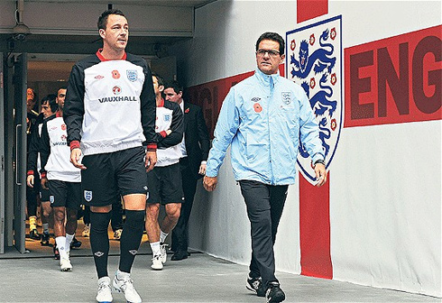 Capello không hối tiếc vì bênh John Terry