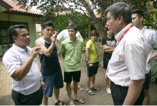 “Nếu Quý Phước mắc bệnh ngôi sao, sẽ cho về nước ngay!”