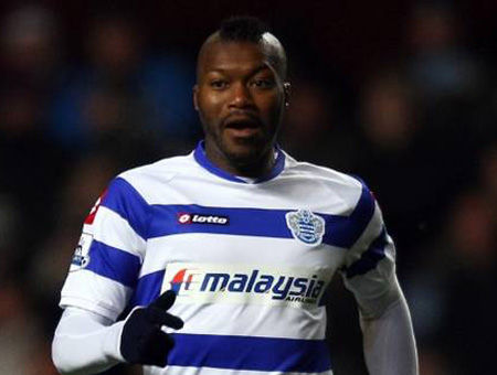 Djibril Cisse không nương tay với Liverpool