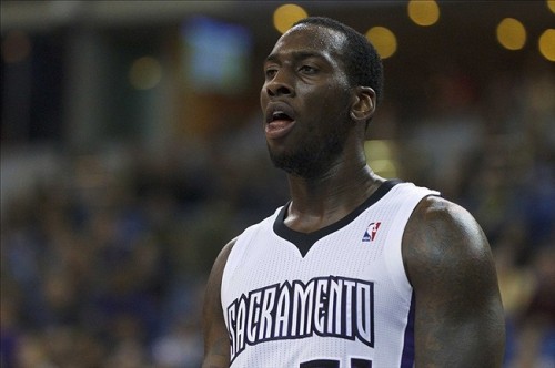 Sacramento Kings và Houston Rockets lần lượt chia tay cầu thủ