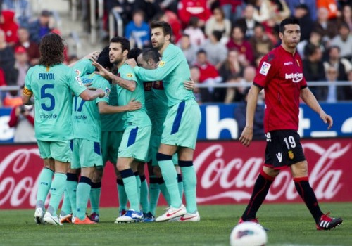 Chiến thắng nhẹ nhàng 2-0 trước Mallorca, Barca phả hơi nóng sau lưng Real
