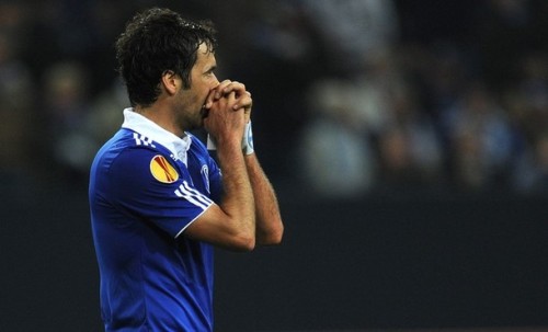 Schalke và Hannover cùng thất bại: Buông xuôi hay đi tiếp?