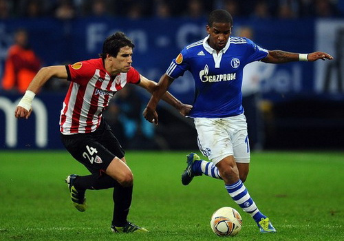 Sir Alex Ferguson đã chọn được người thay thế Paul Scholes…