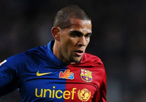 Cầu thủ Barcelona tâng bốc trọng tài sau trận thắng AC Milan