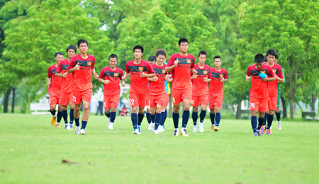 Hủy VFF Cup chỉ vì sợ lộ bài?