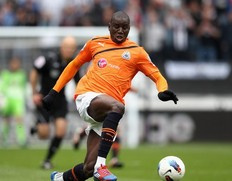 Video Premier League: Đánh bại Swansea, Newcastle đe dọa vị trí top 4 của Tottenham