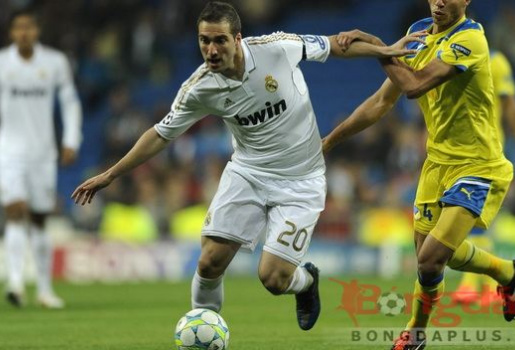 Nóng: Higuain đã gặp gỡ ông chủ PSG