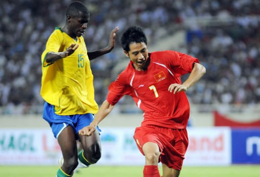 Ramires: Từ... Mỹ Đình đến Camp Nou