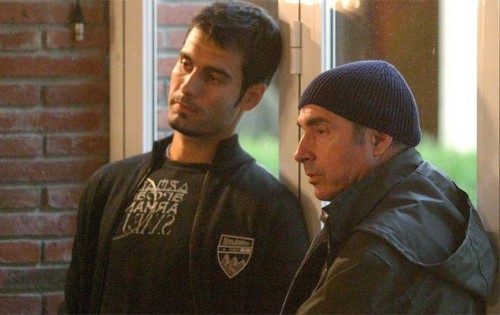 Pep Guardiola sẽ hát thay vì kêu ca