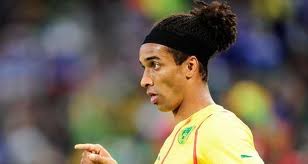 Video: Đây là Benoit Assou-Ekotto hay Ronaldinho?