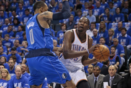 Play-off NBA: Oklahoma City Thunder nhân đôi cách biệt trước Dallas Mavericks