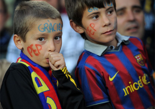 Những hình ảnh xúc động ngày Pep chia tay Nou Camp