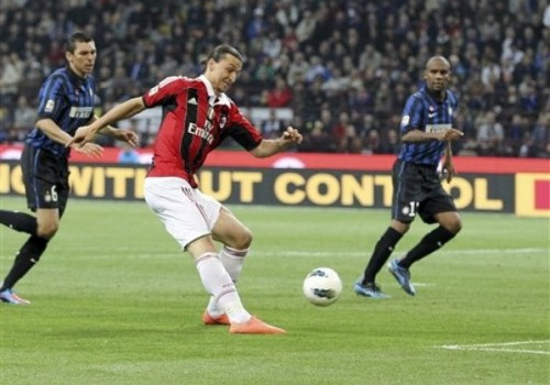 Ibrahimovic - người lữ hành cô độc ở Milan