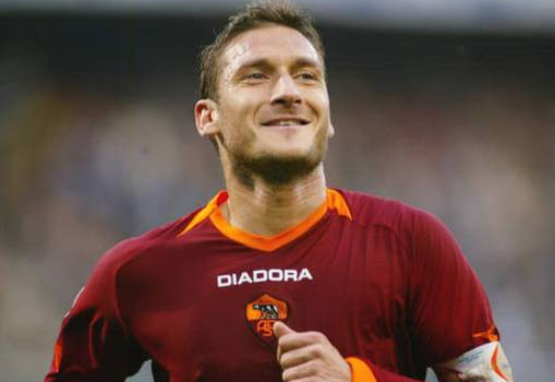 Totti chưa có ý định chia tay Serie A