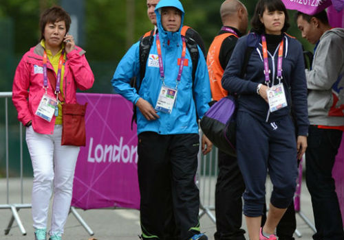 Đội bắn súng thẫn thờ rời Olympic