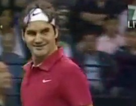 Video: 4 cú ace liên tiếp của Federer làm Sampras choáng váng