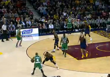 Video: Cột mốc lịch sử mới của Lebron James