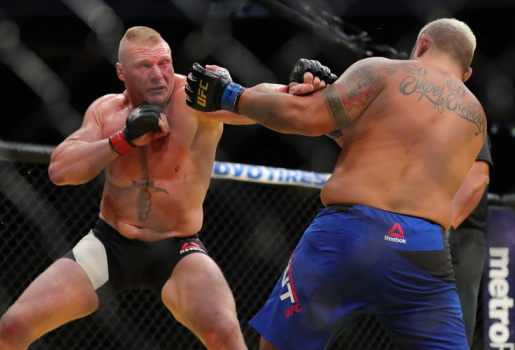 Video Mark Hunt vs Brock Lesnar ở UFC 200