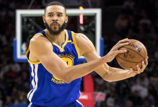 Video sao Warriors hướng dẫn ném hook shot bách phát bách trúng