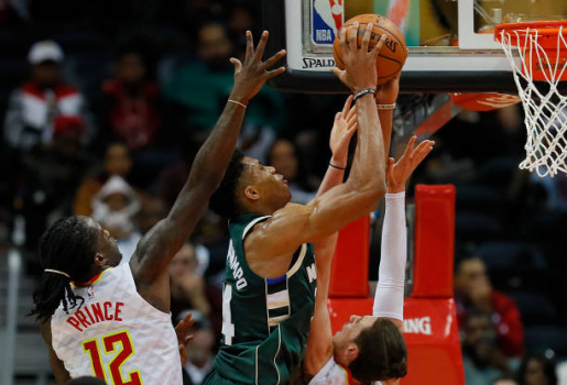 Màn trình diễn của Giannis Antetokounmpo trước Atlanta Hawks
