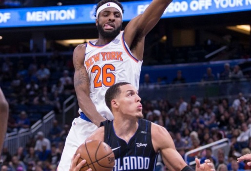 Video bất lực trước Gordon, Knicks nếm trái đắng trên sân của Magic