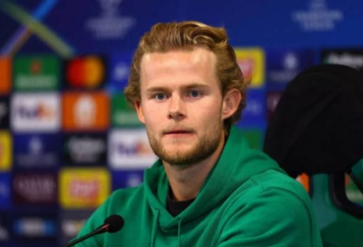 Sporting kiên quyết từ chối trao đổi Douglas Luiz lấy Hjulmand
